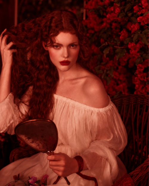 Queen of Roses - The Ultimate Glamour Spell
